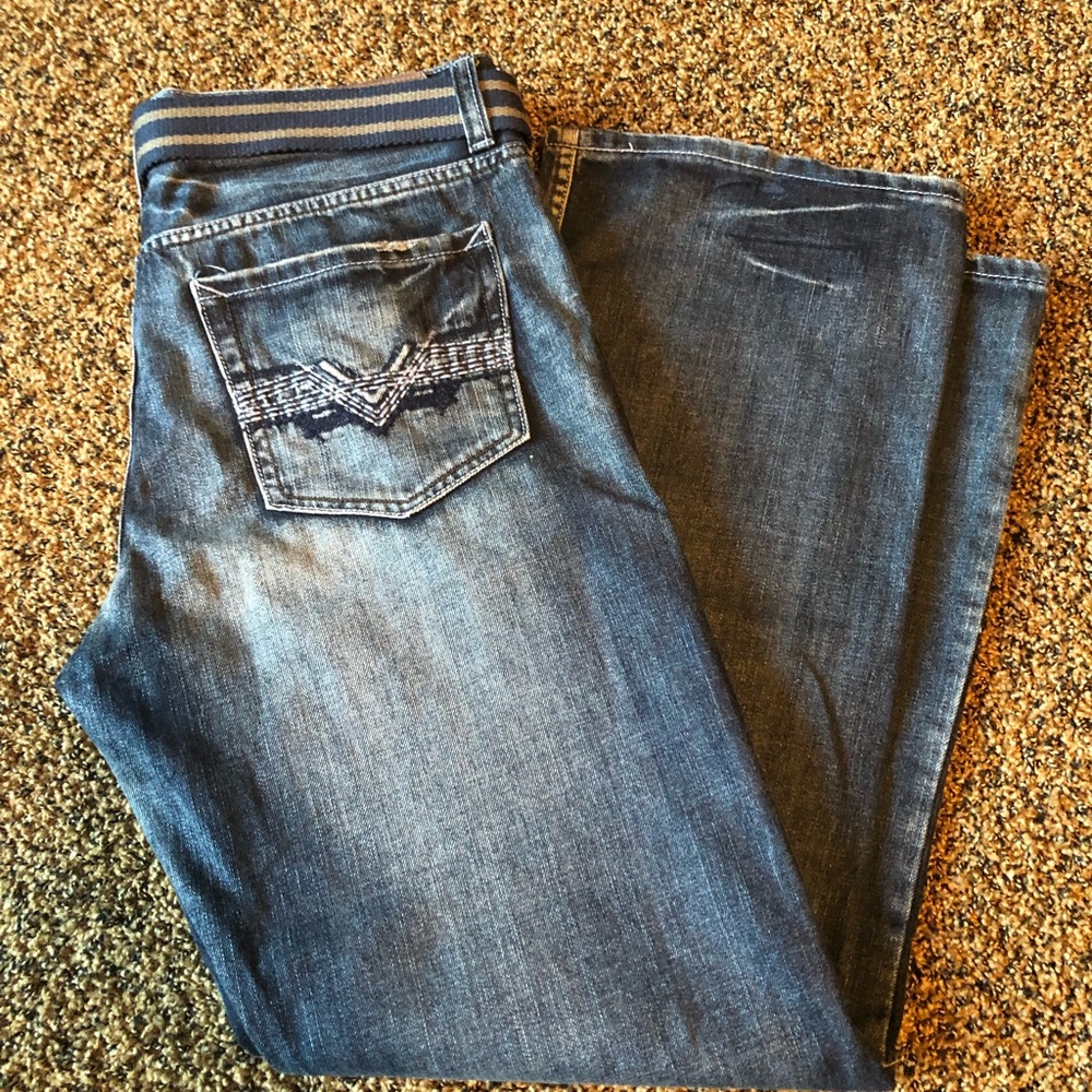 Men light blue jeans